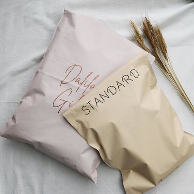 プリントロゴとシップロック付きのアセプティック衣料品包装袋