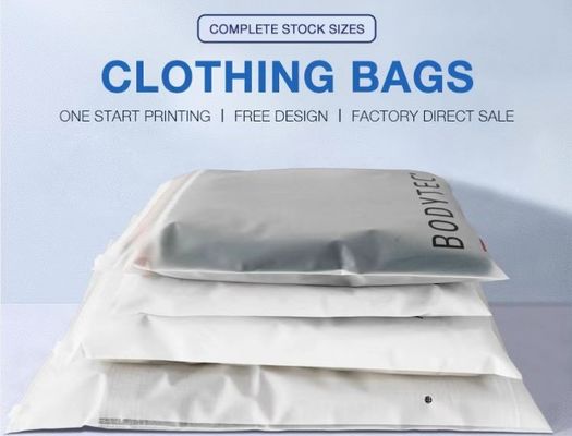 PE素材構造で作られた透明な衣料品のパッケージ用のホログラフィックマイラー袋