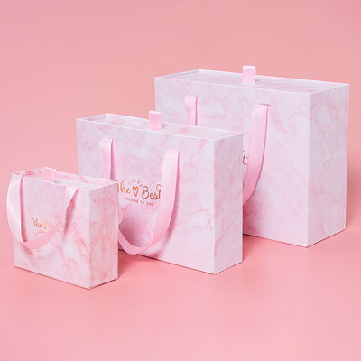波紋板 カスタマイズされた色 カスタマイズされたロゴ 宝石パッケージ 磁気閉箱
