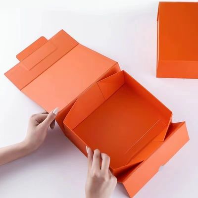 折りたたみ カスタムマット黒 豪華 折りたたみ 紙 磁気 閉じる ギフト プレゼント 箱